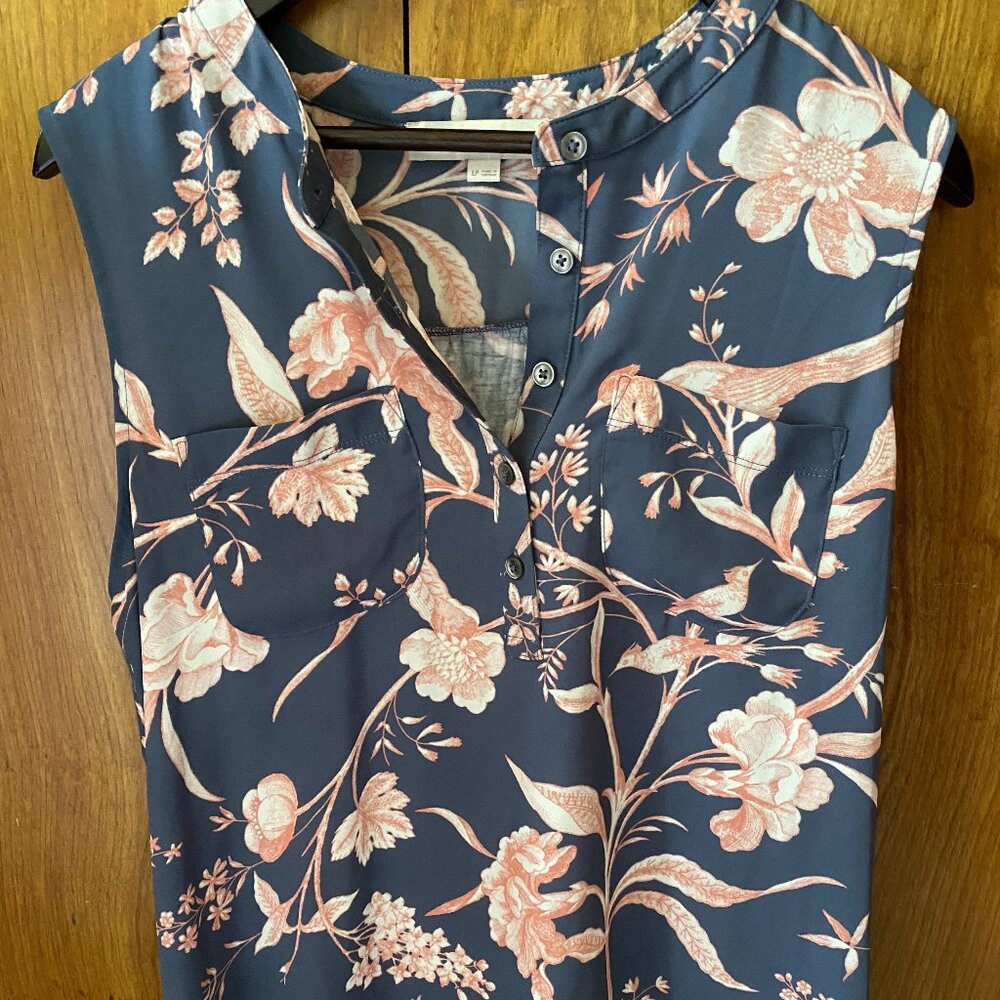 LOFT dusty blue floral sleeveless top with pink birds size PETITE LARGE